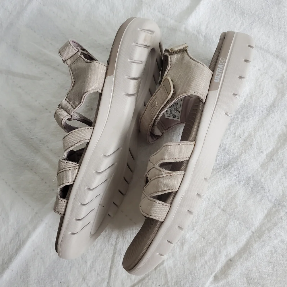 Sketchers on the go sandals with goga mat soles sz:7 - Picture 8 of 11